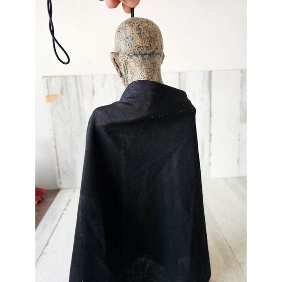 Paper magic mini zombie skeleton scary hanging Halloween prop office home decor - Picture 4 of 7